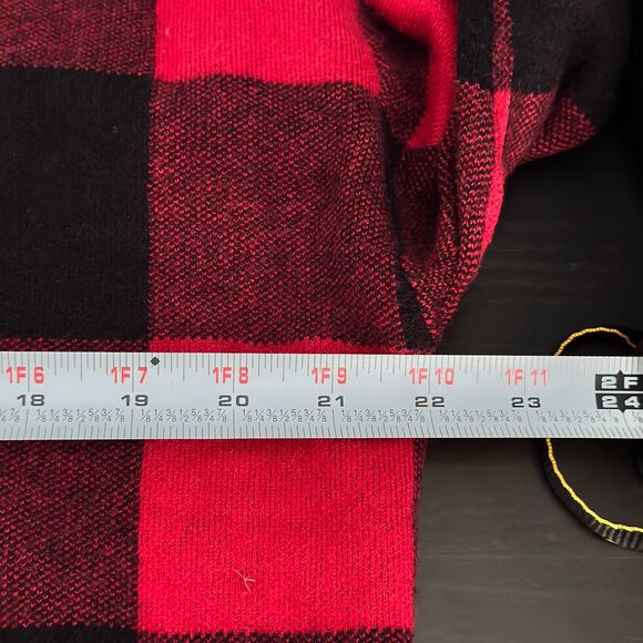 Tommy Bahama Women’s Buffalo Plaid Cardigan Sweater Medium Jeweled Buttons - Picture 7 of 10